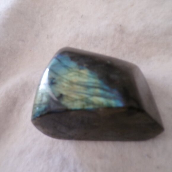 XL Flashy Labradorite Freeform Slab Tower Crystal Speciman - Picture 2 of 11